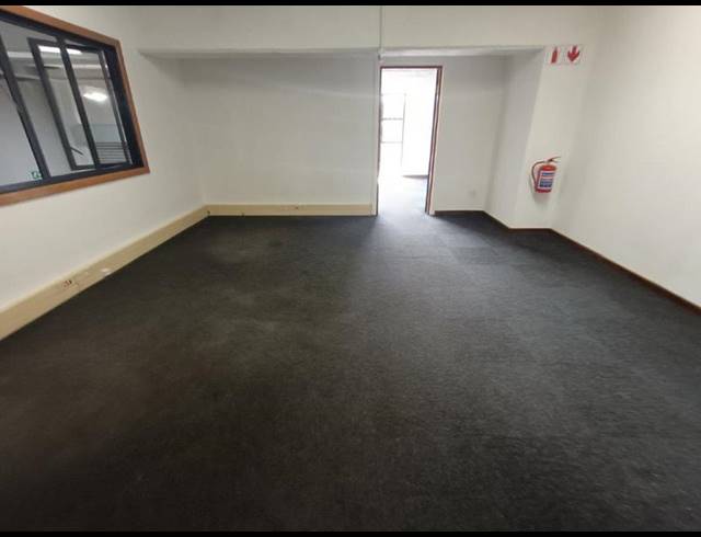 INDUSTRIAL PROPERTY TO RENT IN KIMBULT